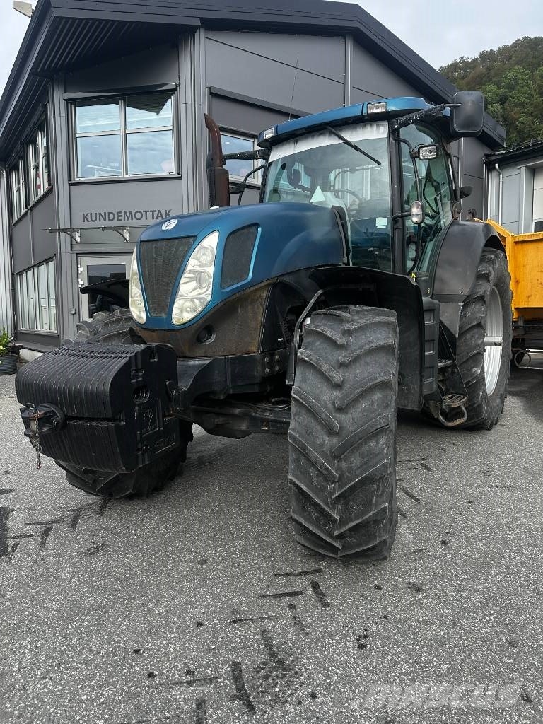 New Holland T 7060 Tratores Agrícolas usados