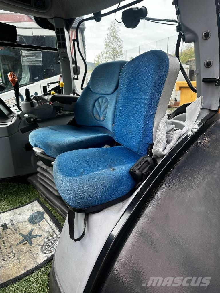 New Holland T 7060 Tratores Agrícolas usados