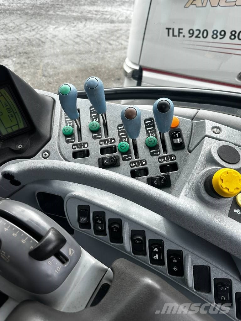 New Holland T 7060 Tratores Agrícolas usados