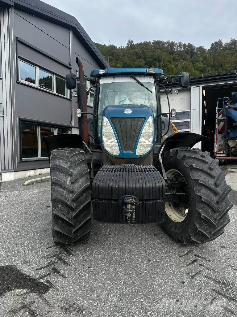 New Holland T 7060 Tratores Agrícolas usados