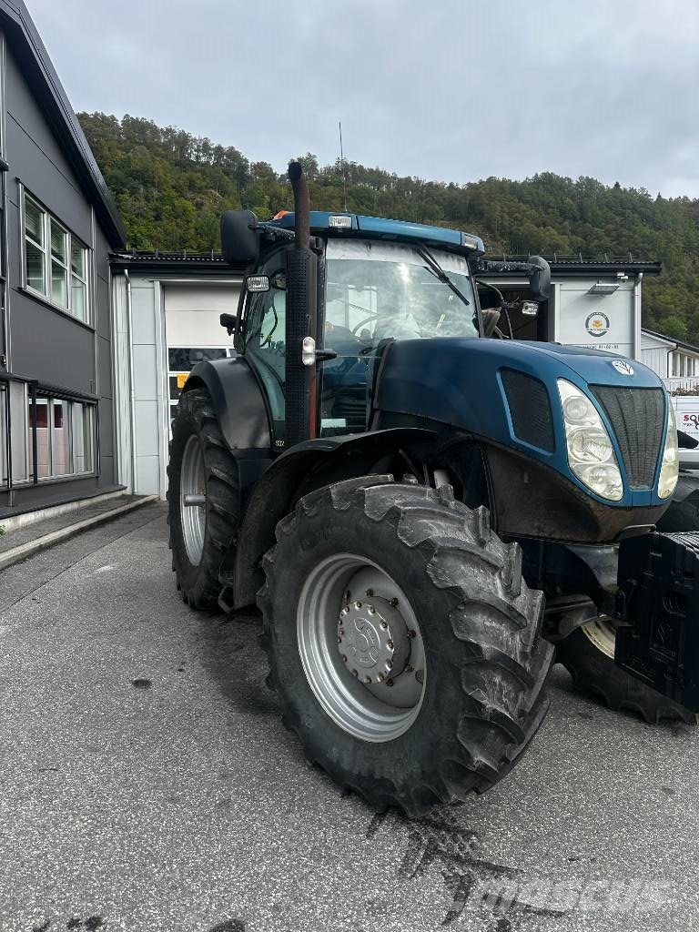 New Holland T 7060 Tratores Agrícolas usados
