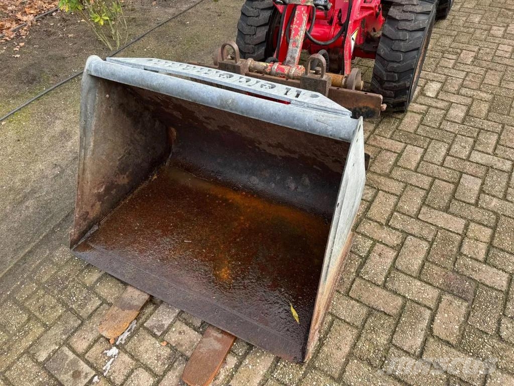 Weidemann 1240LP Laag model shovel loader Колесни товарачи