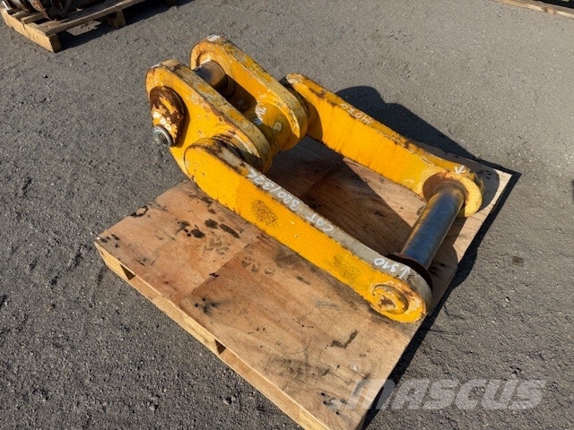 CAT 320 Connection Link Excavator