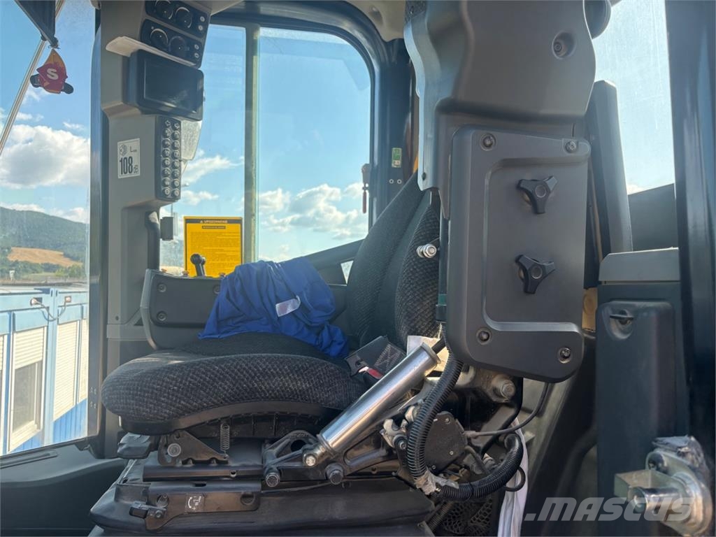 CAT 972M 4X4 Other