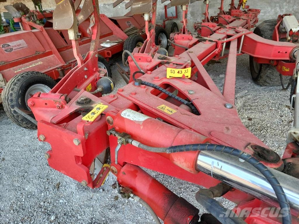 Pöttinger Servo 6.50 NOVA Plus Reversible ploughs