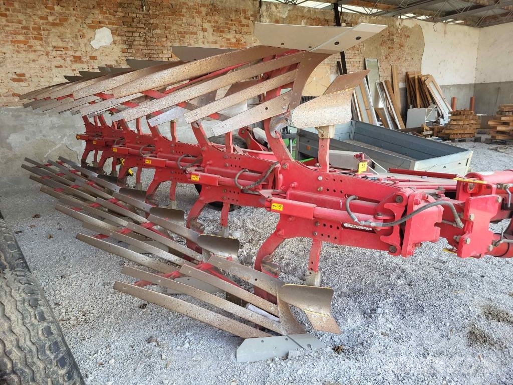 Pöttinger Servo 6.50 NOVA Plus Reversible ploughs