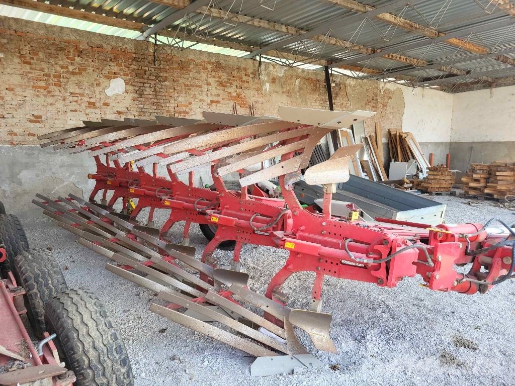 Pöttinger Servo 6.50 NOVA Plus Reversible ploughs