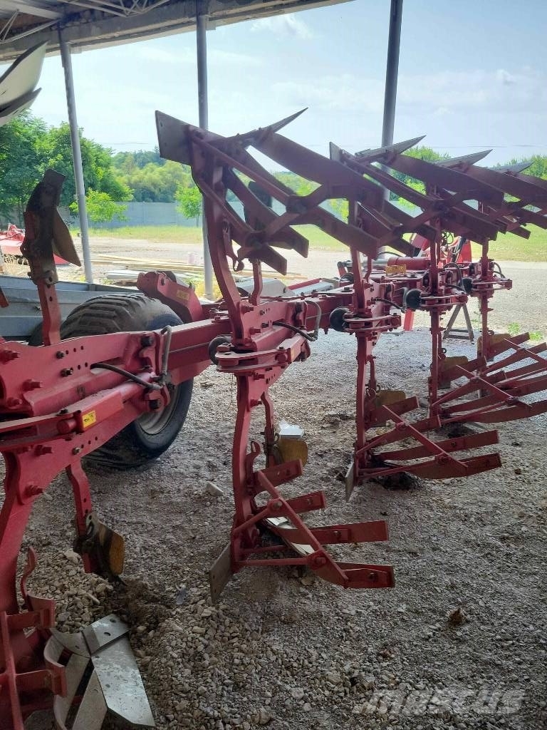 Pöttinger Servo 6.50 NOVA Plus Reversible ploughs