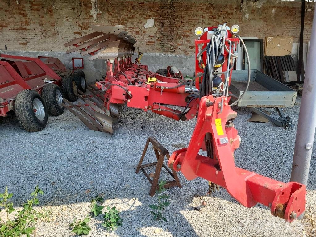 Pöttinger Servo 6.50 NOVA Plus Reversible ploughs