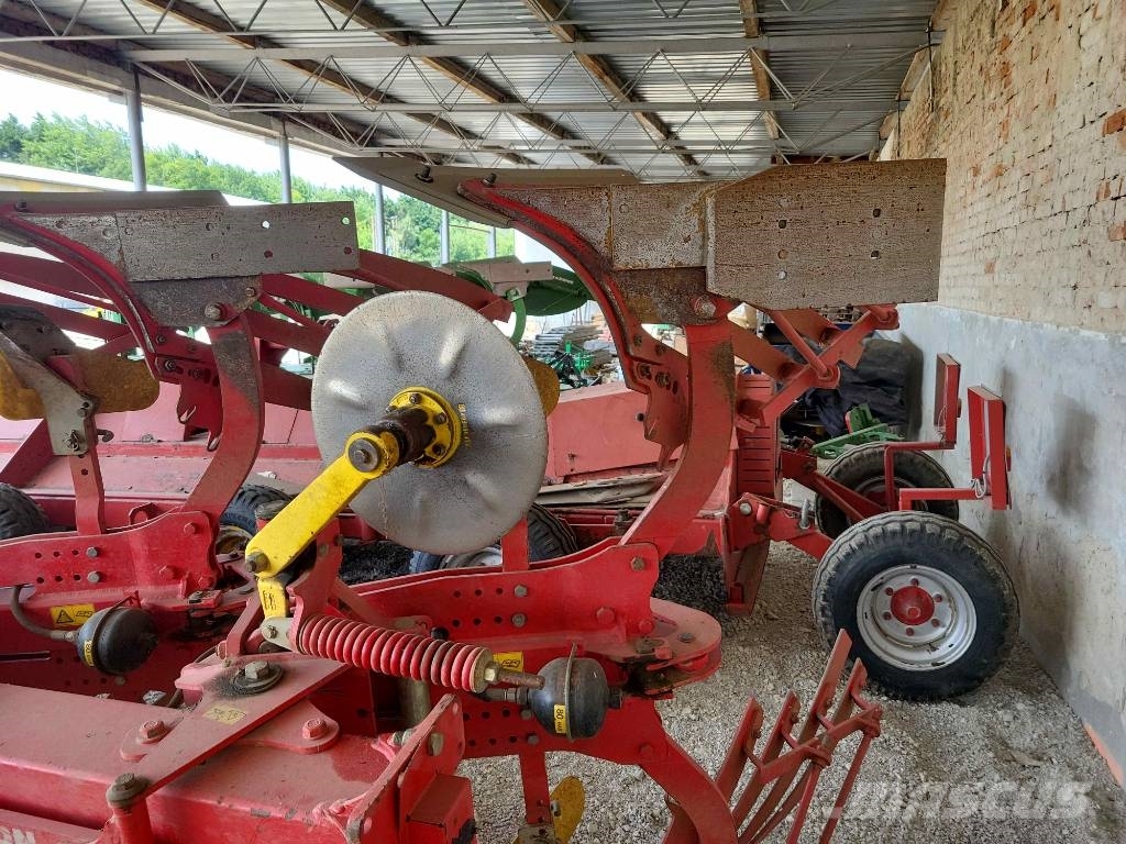 Pöttinger Servo 6.50 NOVA Plus Reversible ploughs