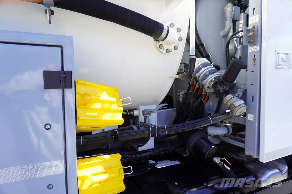 MAN TGM 26.340/ RIVARD sewage cleaner 11.8 m3/ 2 units Χρηστικές μηχανές