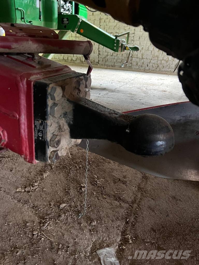 Hardi Commander 7000 Prikabinami purkštuvai