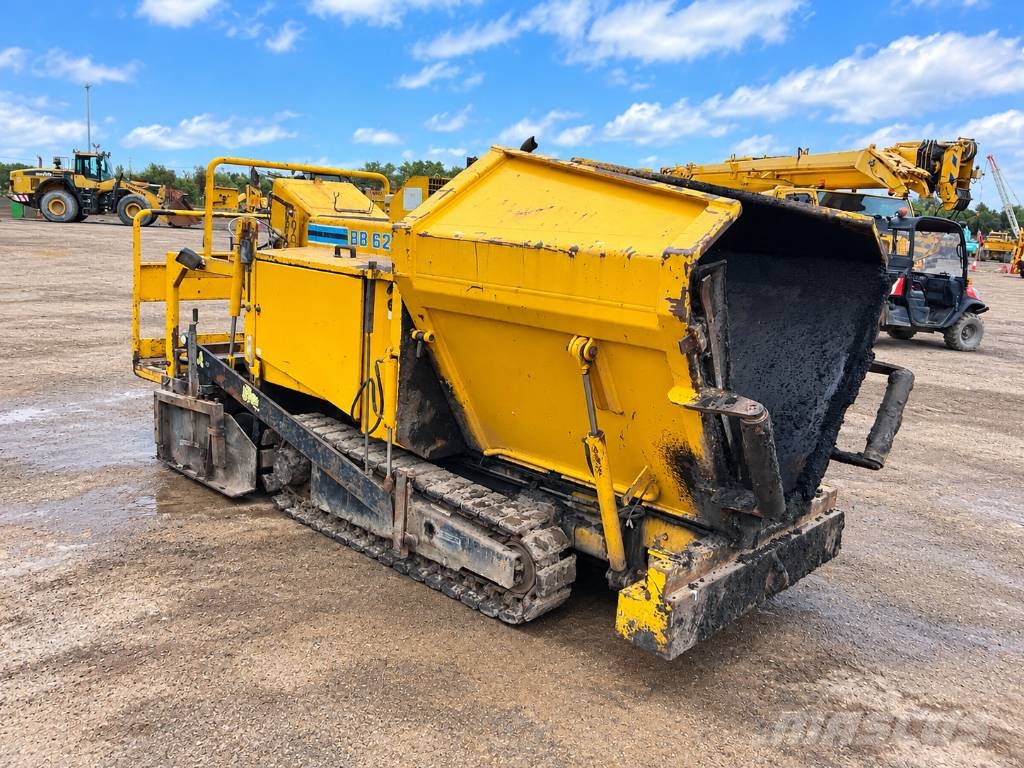 CAT BB 621 C Asfaltni finišeri