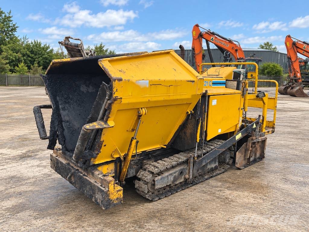 CAT BB 621 C Asfaltni finišeri