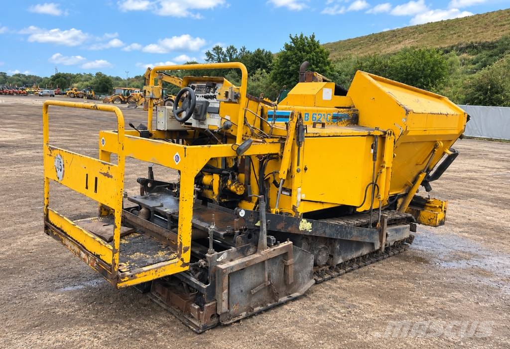 CAT BB 621 C Asfaltni finišeri