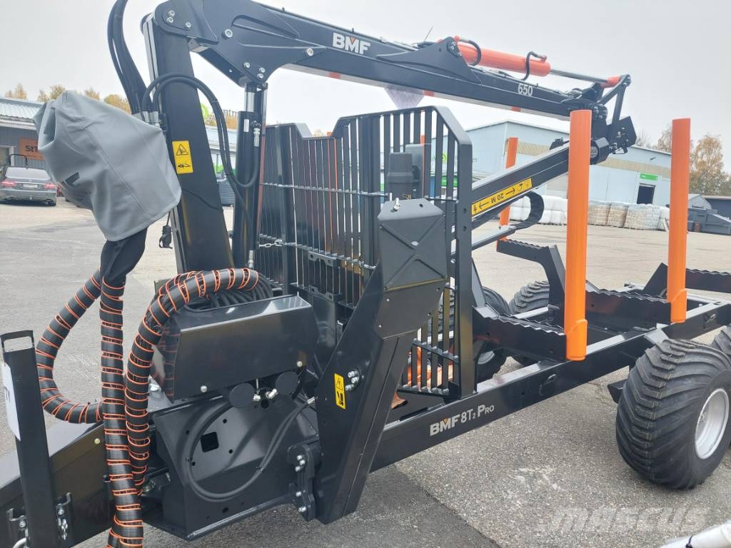 BMF 650 HPC HC + 8T2 PRO 400 Chargeuse forestière