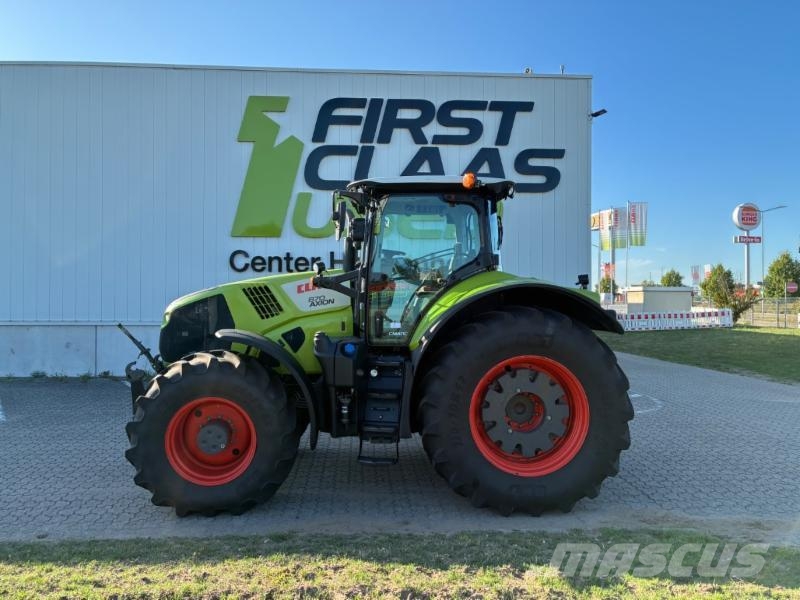CLAAS AXION 870 CMATIC CEBIS Tractoren