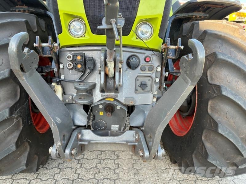 CLAAS AXION 870 CMATIC CEBIS Tractoren