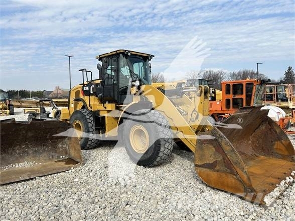 CAT 962M Naudoti ratiniai krautuvai