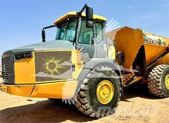 John Deere 410E 鉸接式起吊車