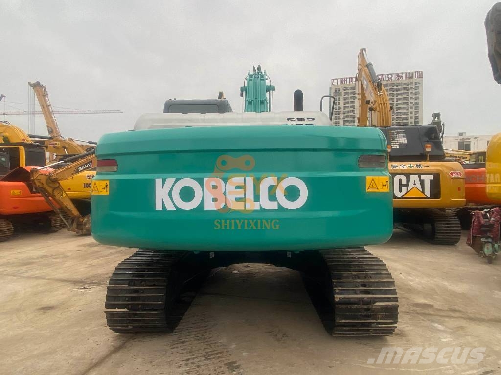 Kobelco SK 200 Гусеничные экскаваторы