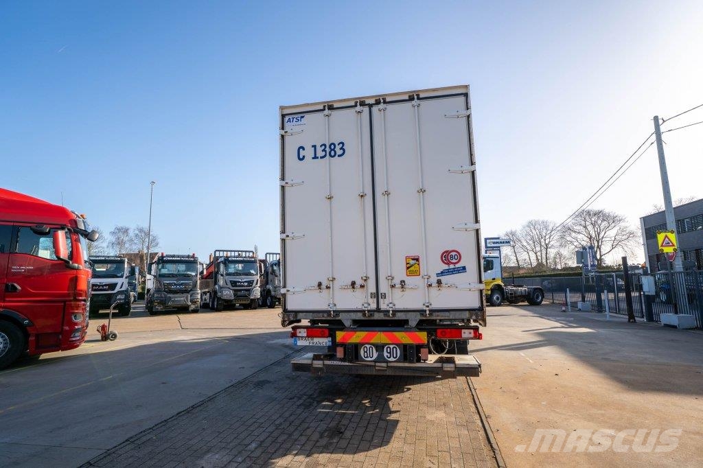 Renault PREMIUM 300 DXI + DHOLLANDIA 1.5T. Nákladné vozidlá s bočnou zhrnovacou plachtou