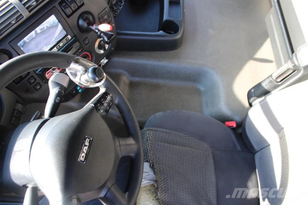 DAF CF 85.460 8X4 + 30 TON VDL hook + euro 5 Rol kiper kamioni sa kukom za podizanje tereta