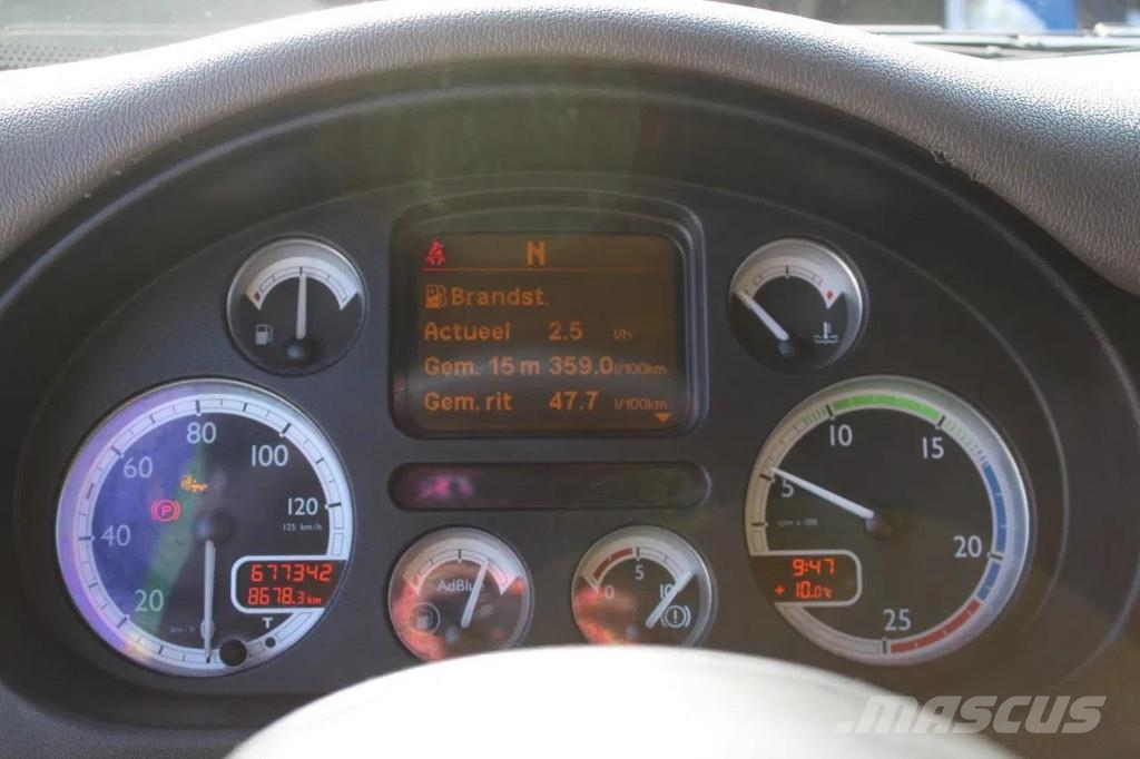 DAF CF 85.460 8X4 + 30 TON VDL hook + euro 5 Rol kiper kamioni sa kukom za podizanje tereta