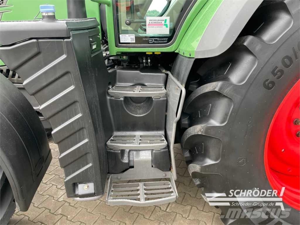 Fendt 718 VARIO S4 PROFI PLUS Traktoren