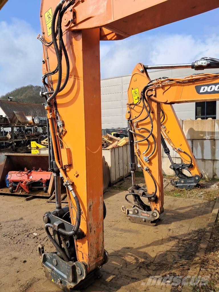 Doosan DX 235 LCR-5 Excavadoras sobre orugas