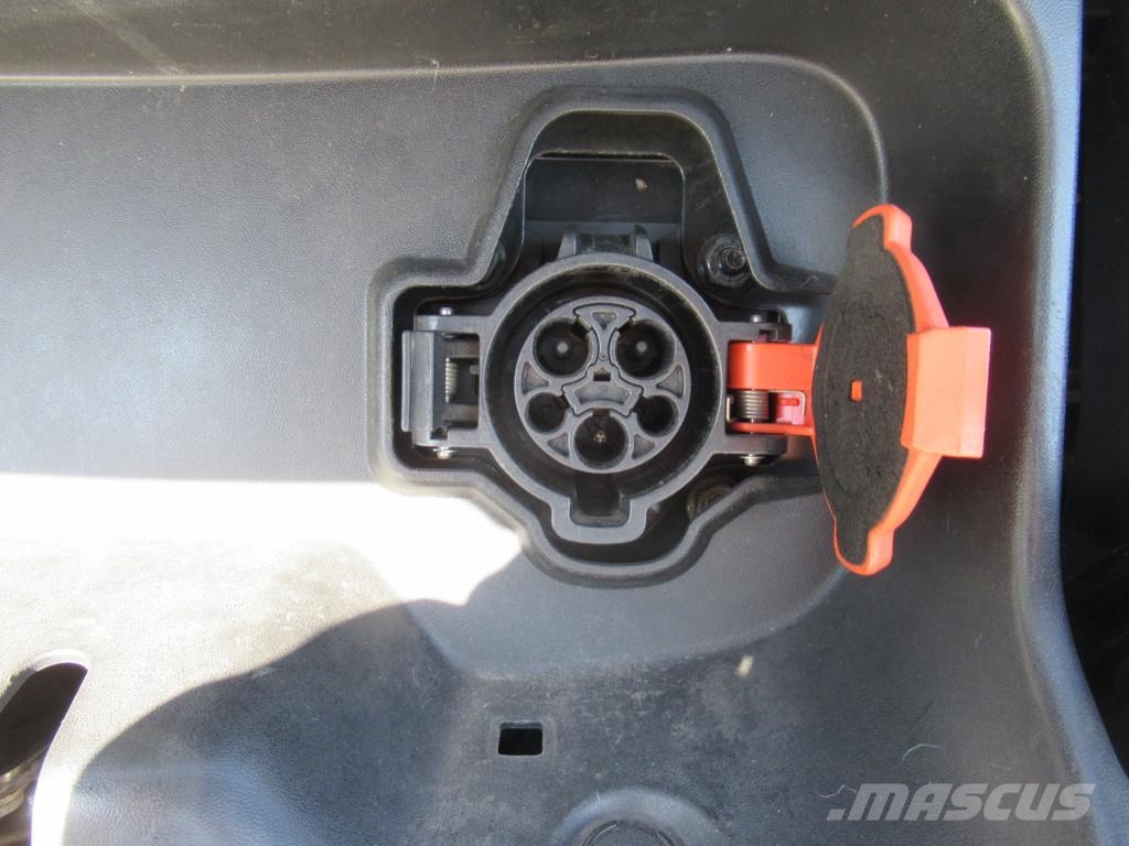 Nissan E-NV200 24KW/h Pick-Up Open Laadbak Battery Owned Pick up/Dropside