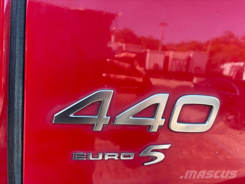 Volvo FM 440 Oprijwagen