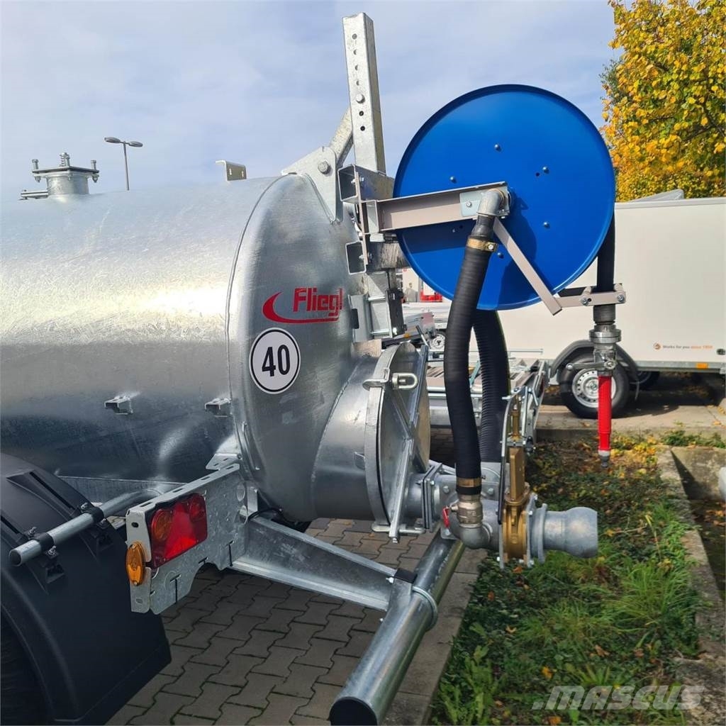 Fliegl WFW 4000 EINACHS WASSERFASSWAGEN Autocisternas