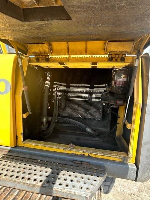 Volvo EC 210 Rupsgraafmachines