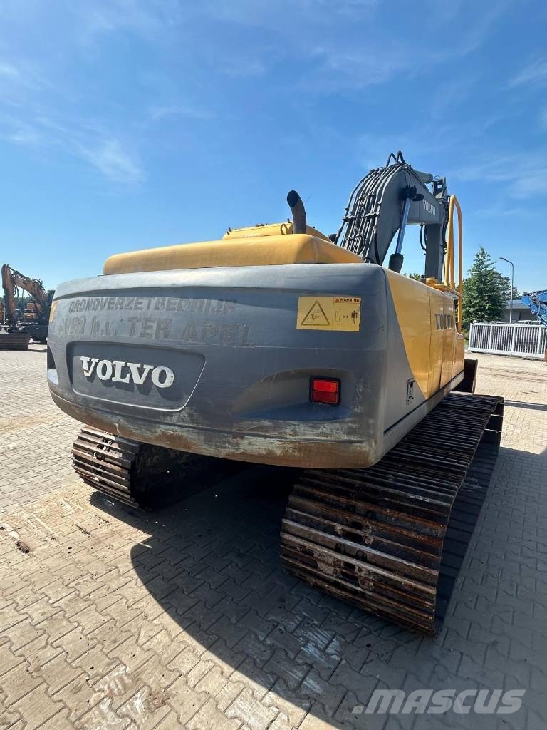Volvo EC 210 Rupsgraafmachines