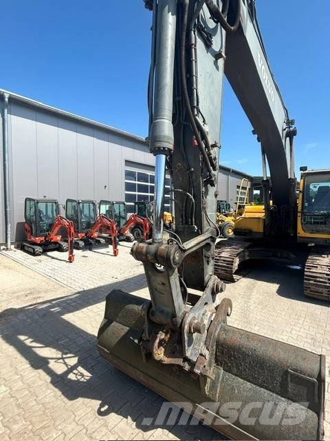 Volvo EC 210 Rupsgraafmachines