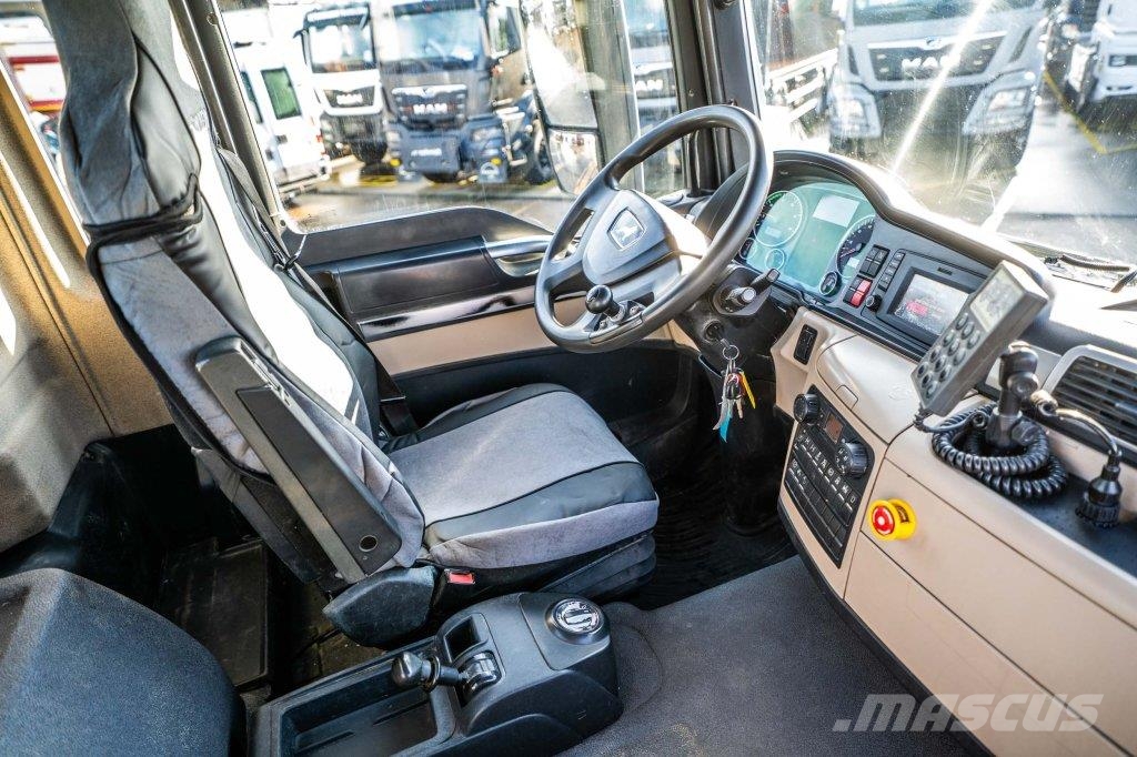 MAN TGS 33.420 BBS +LIEBHERR 12M3 混凝土搅拌车