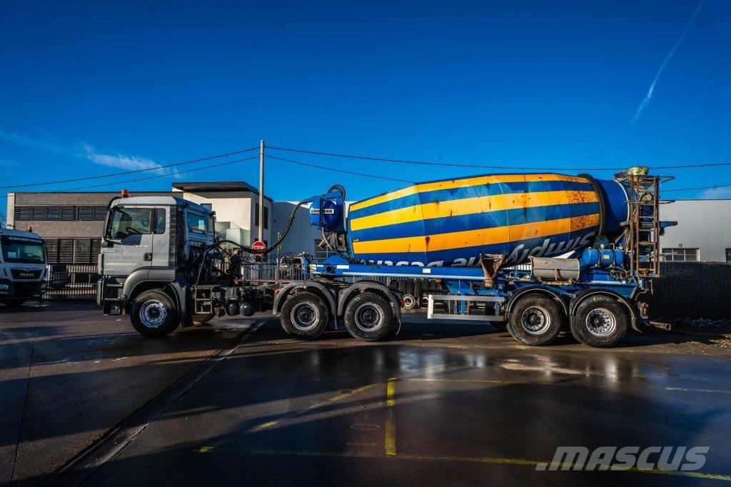 MAN TGS 33.420 BBS +LIEBHERR 12M3 Betonikuorma-autot