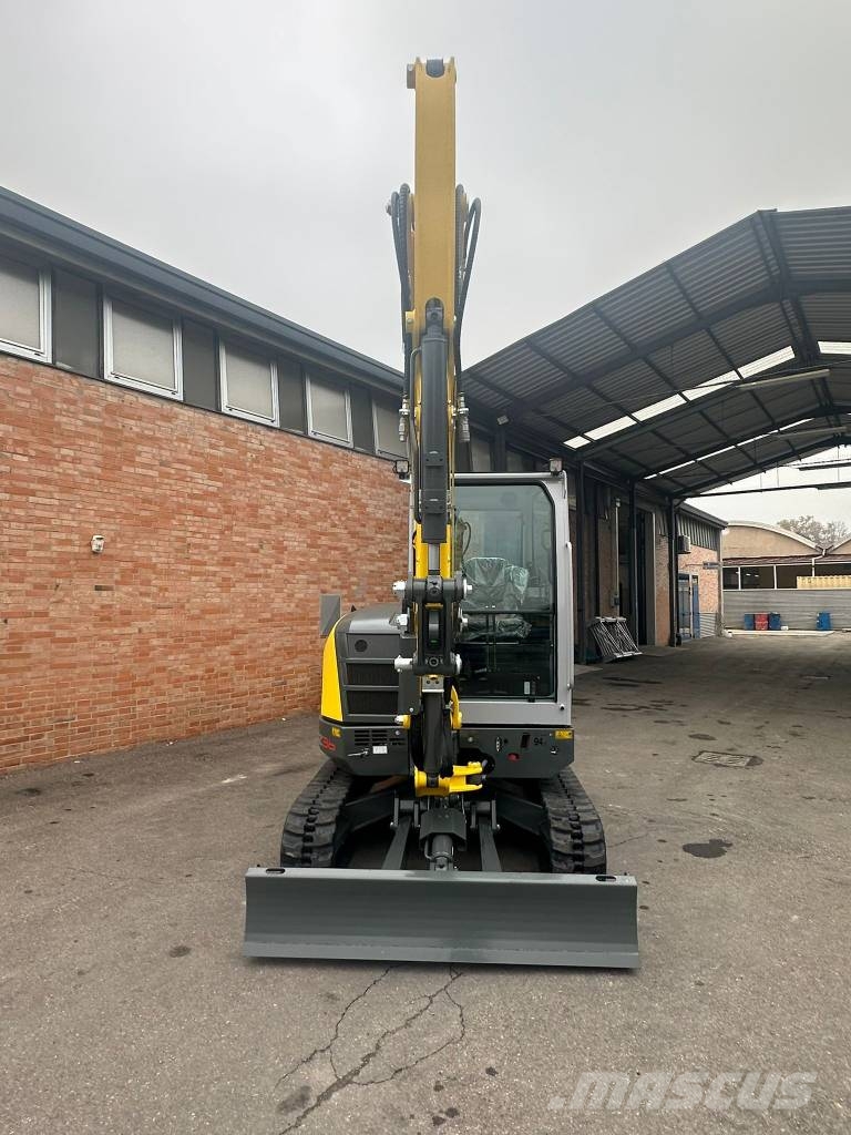 Wacker Neuson EZ 36 ミニ油圧ショベル 7t以下(ミニユンボ・ミニディガー)