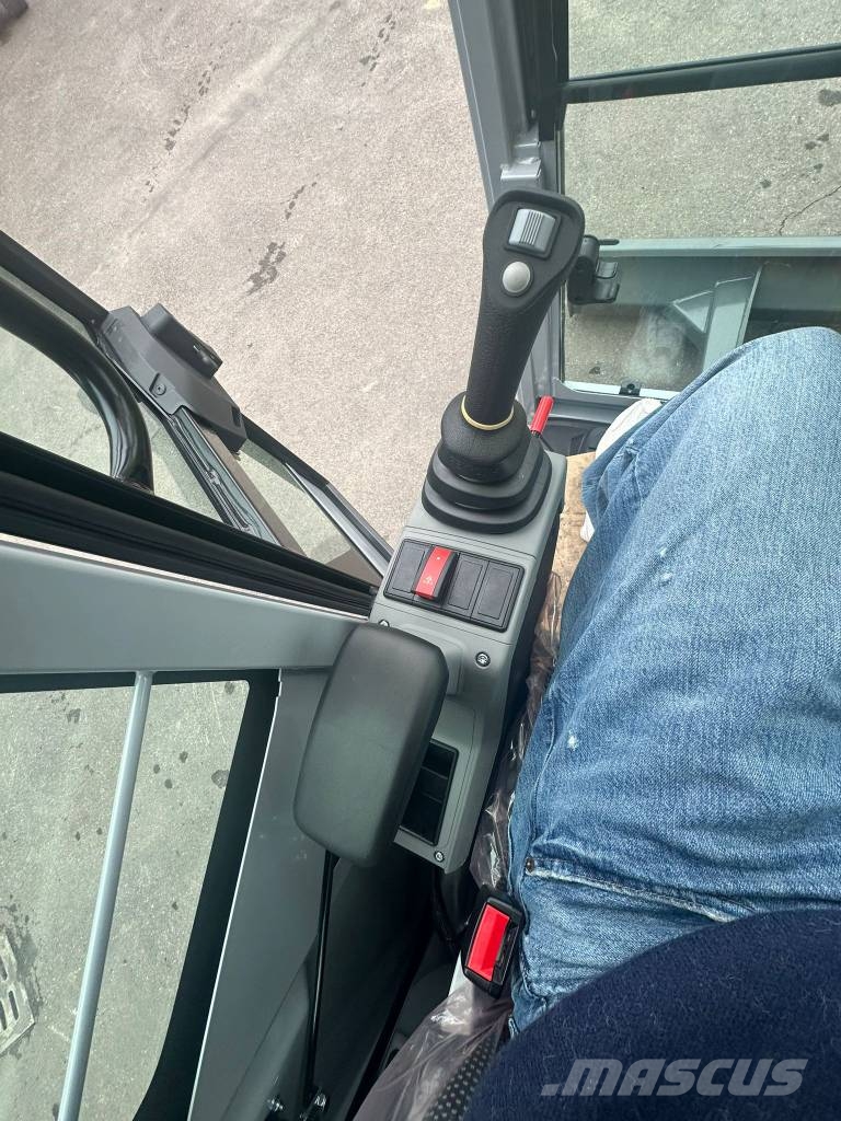 Wacker Neuson EZ 36 ミニ油圧ショベル 7t以下(ミニユンボ・ミニディガー)