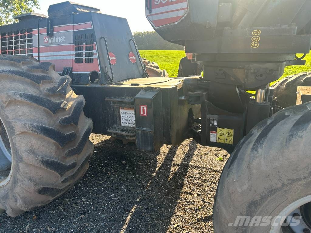 Valmet 901 Харвестеры
