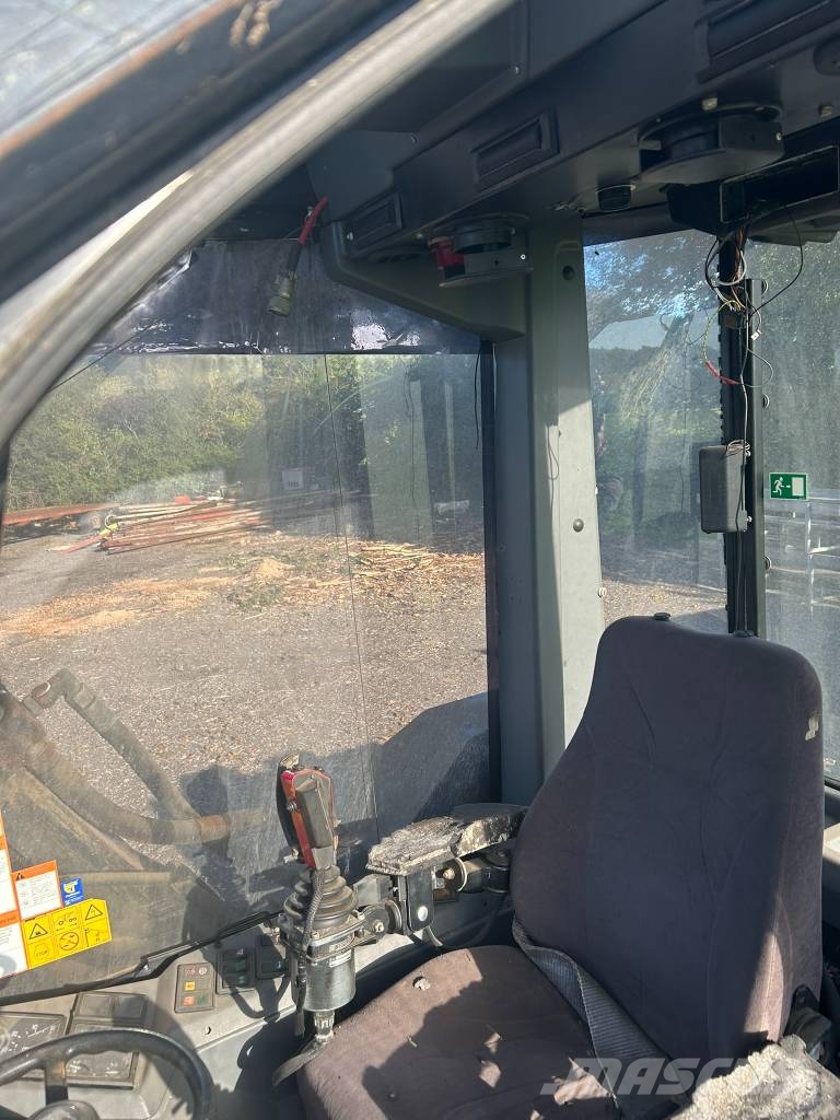 Valmet 901 Харвестеры