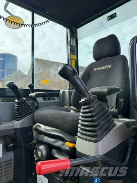 Komatsu PC 80 MR-5 中型挖掘机