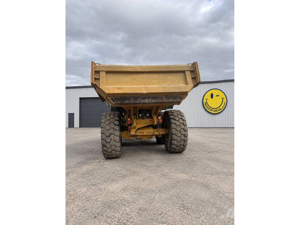 CAT 730 Csuklósdömperek
