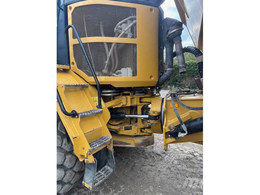 CAT 730 Csuklósdömperek
