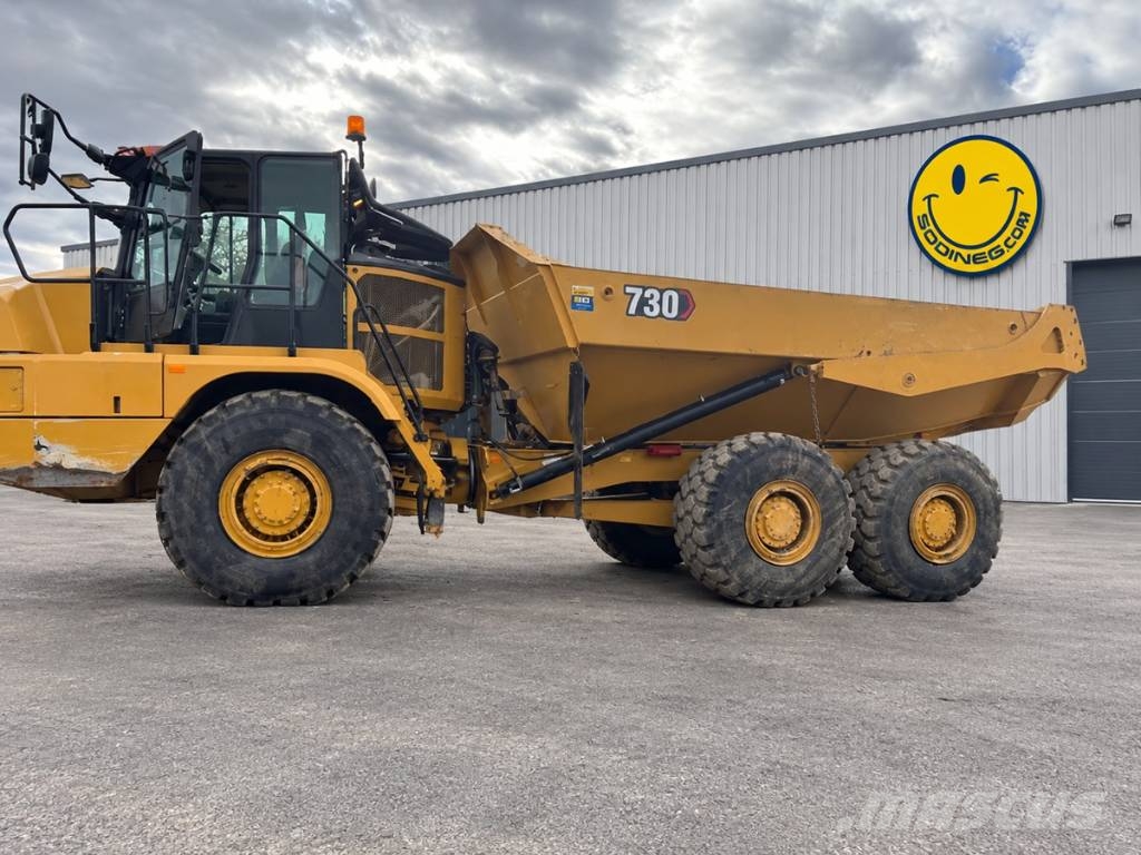CAT 730 Csuklósdömperek