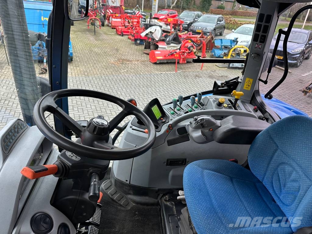 New Holland T 6.150 EC トラクター