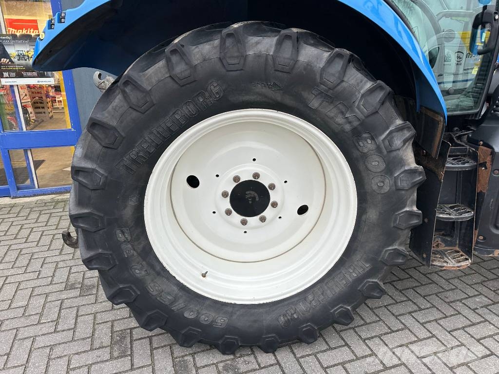 New Holland T 6.150 EC トラクター