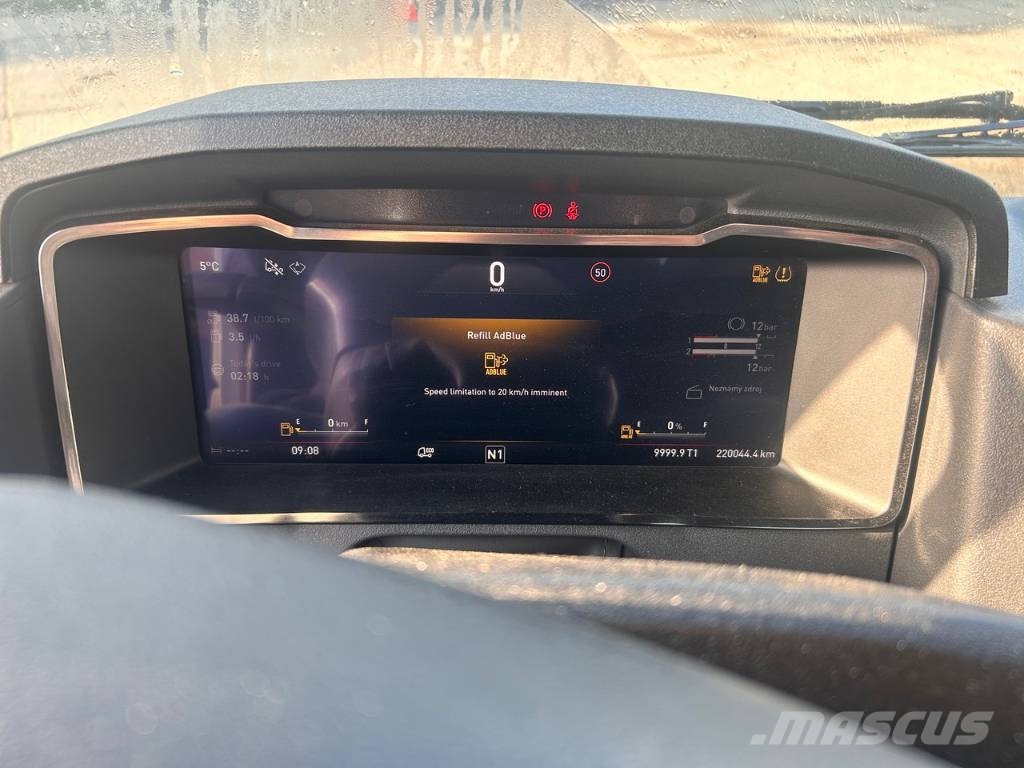Renault T520 中古トラクターヘッド | トレーラーヘッド