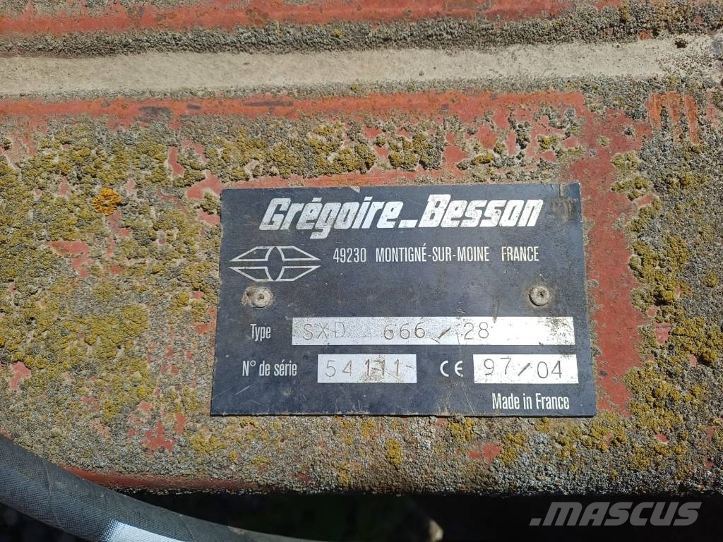 Gregoire-Besson SXD 666/28 其他農業機械